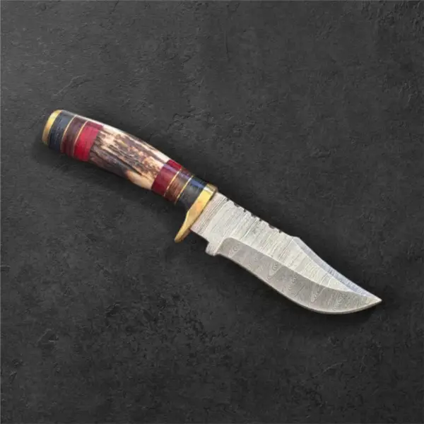 Handmade Damascus Steel Hunting Knife – 8” EDC Blade with Brass Guard & Stag Handle | Includes Leather Sheath